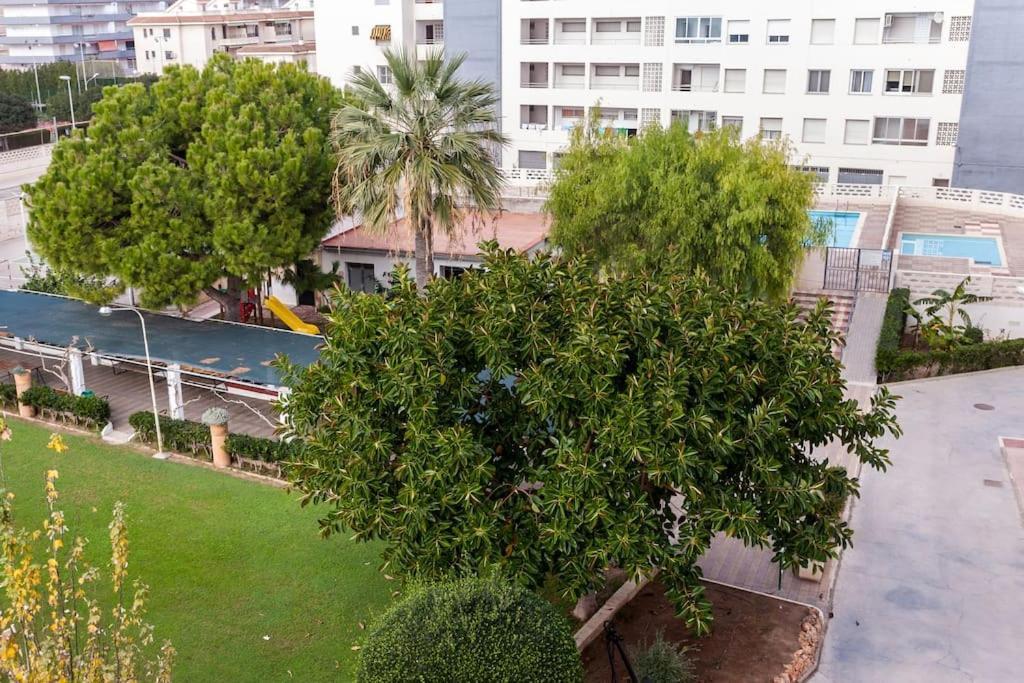 Vacaciones Canet Playa - En Primera Linea Канет-де-Беренгер Экстерьер фото